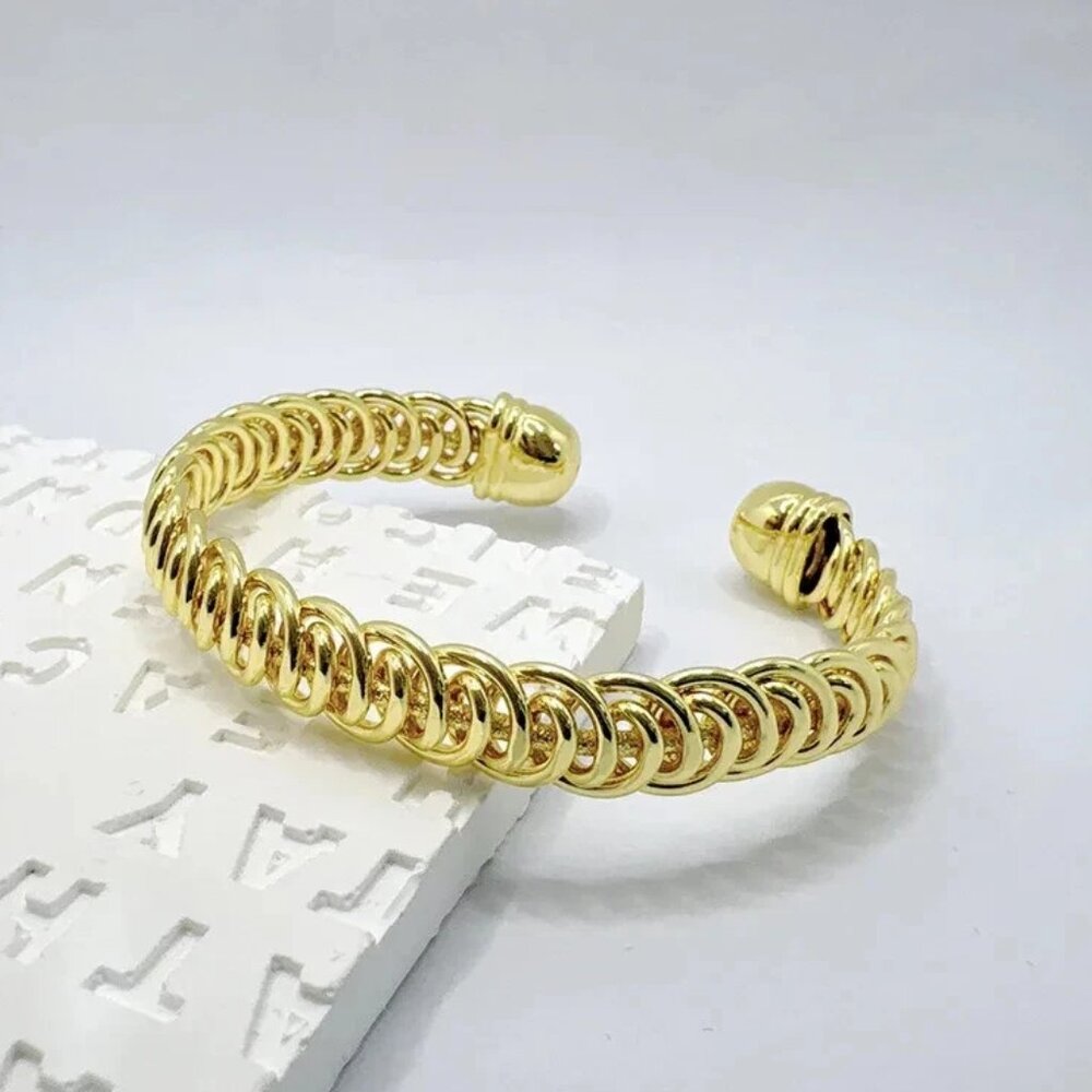 18k Gold Plated Cuff Bracelet Bangle Spiral Polished
